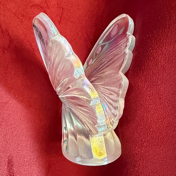 Fenton vintage Iridescent butterfly original tag & signed by artist. Gorgeous. - Picture 8 of 8